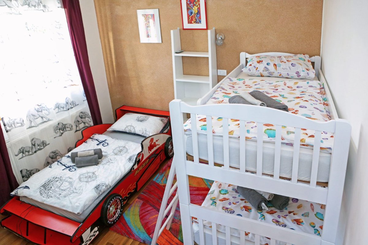 Kids' room